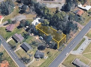 127 Acker Ave, Ozark, AL 36360