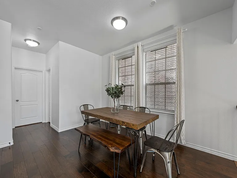 5713 Knox Dr — Photo 12
