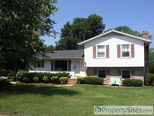 1st image of 202 Agewood Dr