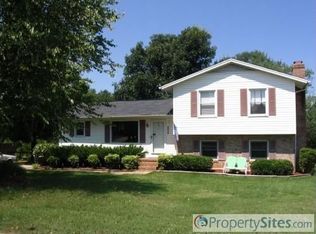202 Agewood Dr, Simpsonville, SC 29680