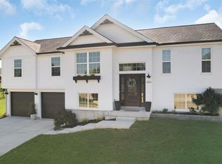 2200 Weber Heights Dr, Washington, MO 63090