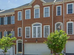 8006 Samuel Wallis St, Lorton, VA
