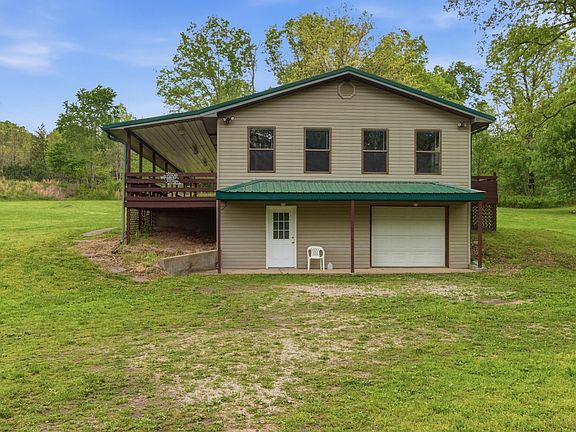 4th image of 21121 Arroll Road