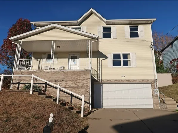 321 3rd St, Trafford, PA 15085