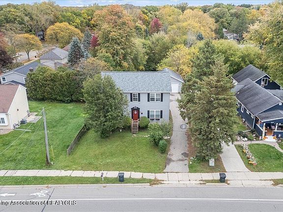 4th image of 1652 Coolidge Rd
