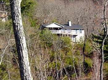 1st image of 350 Belaire Pl