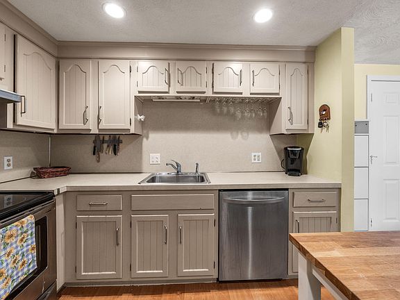 5th image of 31 Highview Drive UNIT 31
