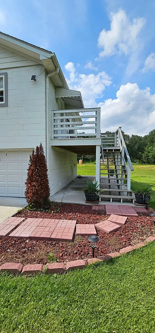 Long Term Rental with a Garage - Georgetown, SC — Photo 2