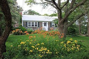 2nd image of 55 Eileen Rd