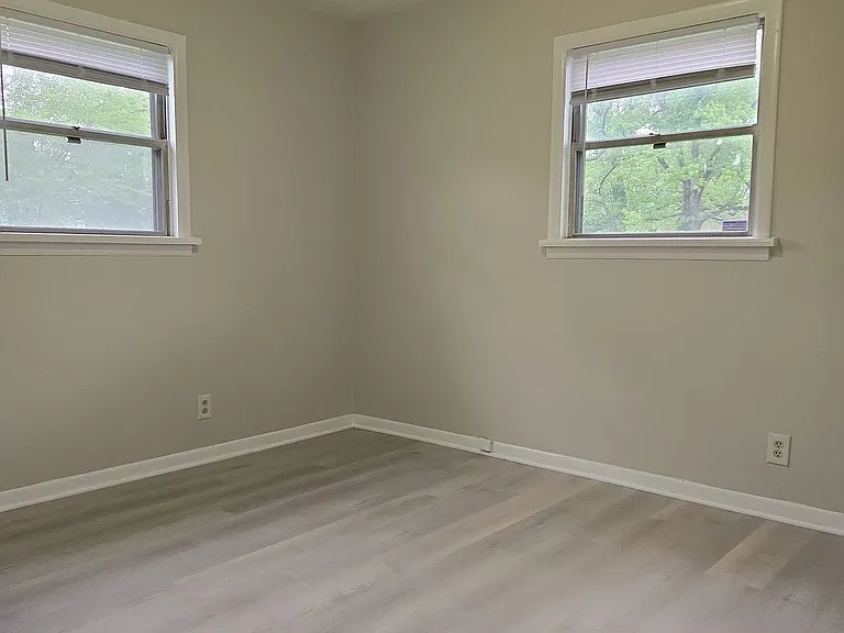 3912 N Webster Ave — Photo 12