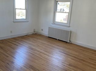 49 Central Ave, Westbury, NY 11590
