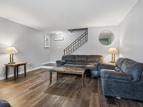 2nd image of 3720 Cherry St APT M50