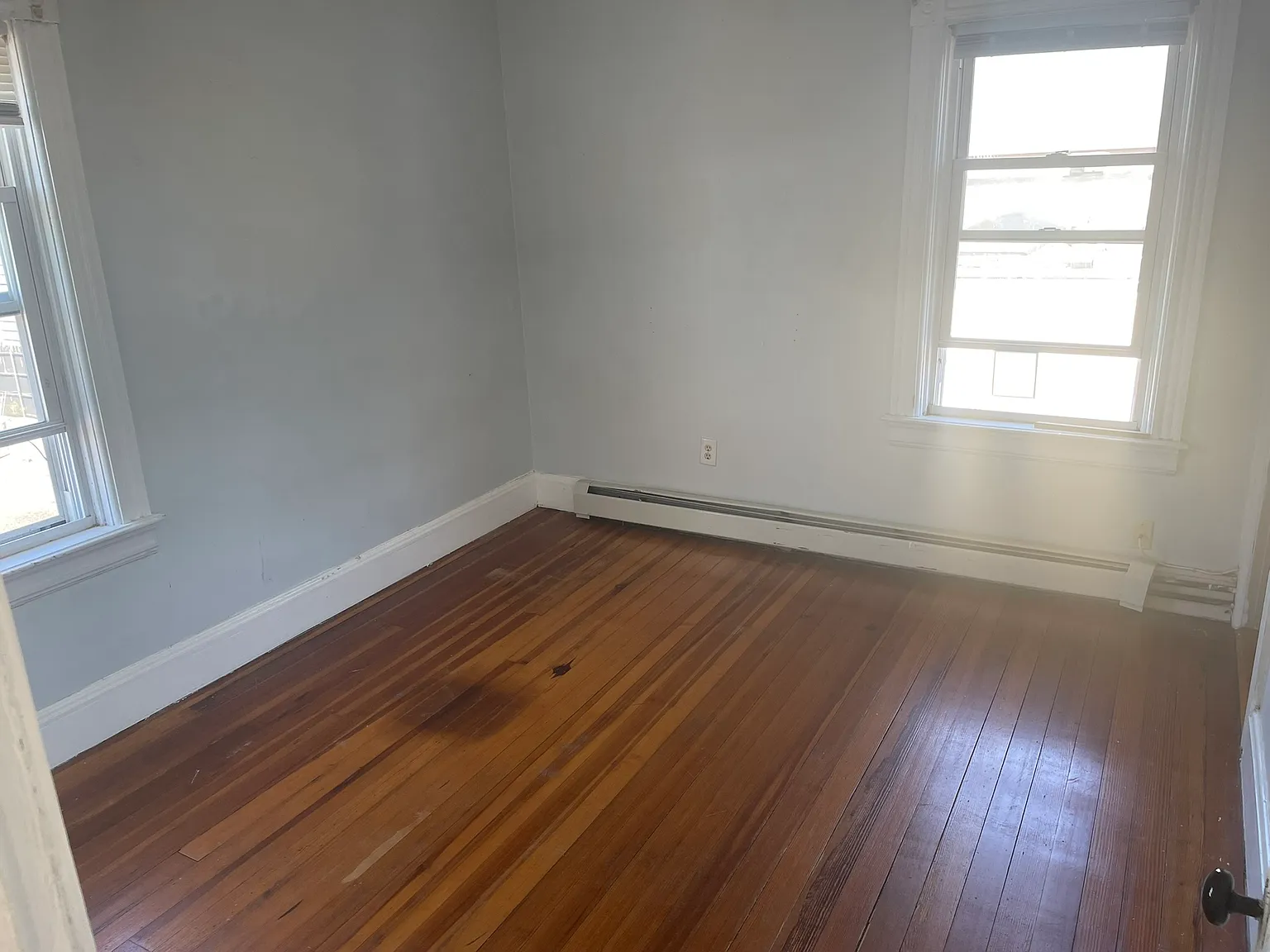 3 bed, 1000 sqft, $1,800 — Photo 4