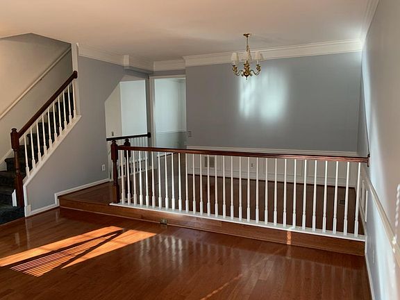 5th image of 5132 Beauregard St