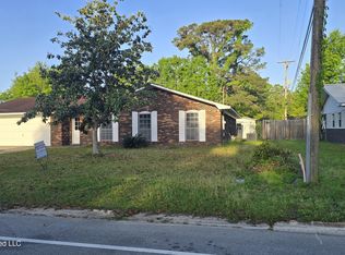 6105 Lancaster Blvd, Ocean Springs, MS 39564