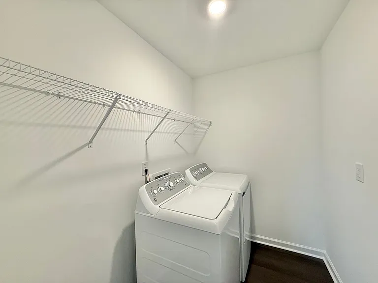 3111 Allamore Dr — Photo 24