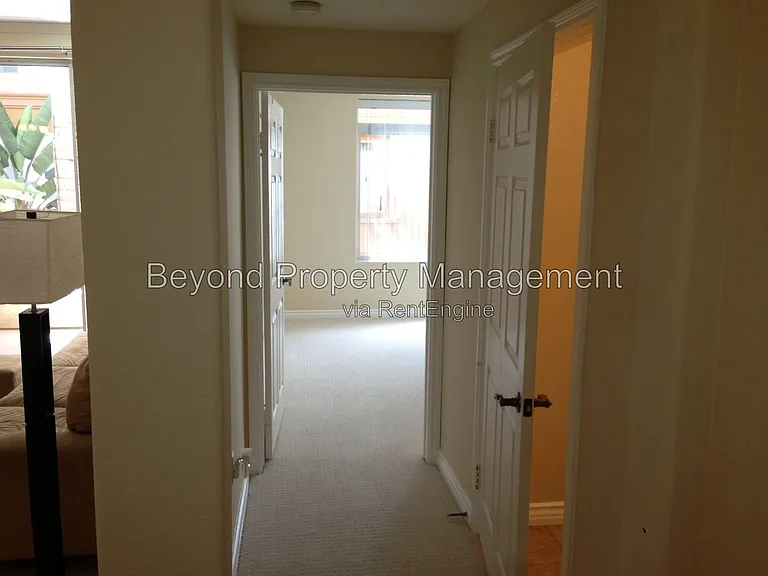 9263 Regents Rd #B209 — Photo 8
