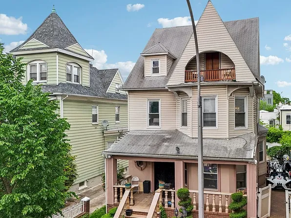 455 E 26th St, Brooklyn, NY 11226