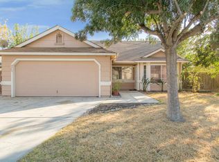 2203 Canal Farm Ln, Los Banos, CA 93635