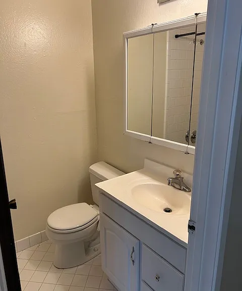 2604 O St #4 — Photo 7