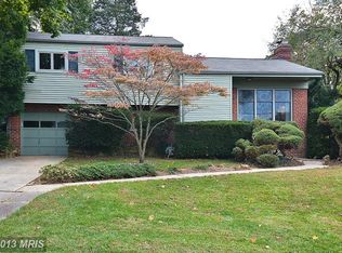 6816 Massena Ct, Bethesda, MD 20817