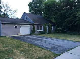 407 Susan Ct, Kouts, IN 46347