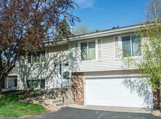 1413 W 140th St, Burnsville, MN 55337