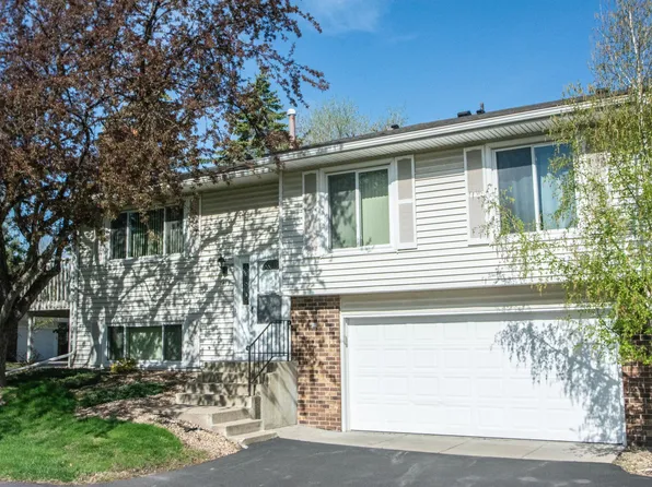 1413 W 140th St, Burnsville, MN 55337