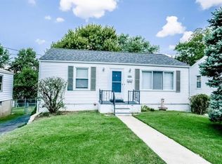 9085 North Ave, Saint Louis, MO 63114