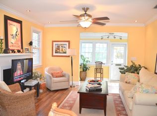 396 Sherry Dr, Atlantic Beach, FL 32233