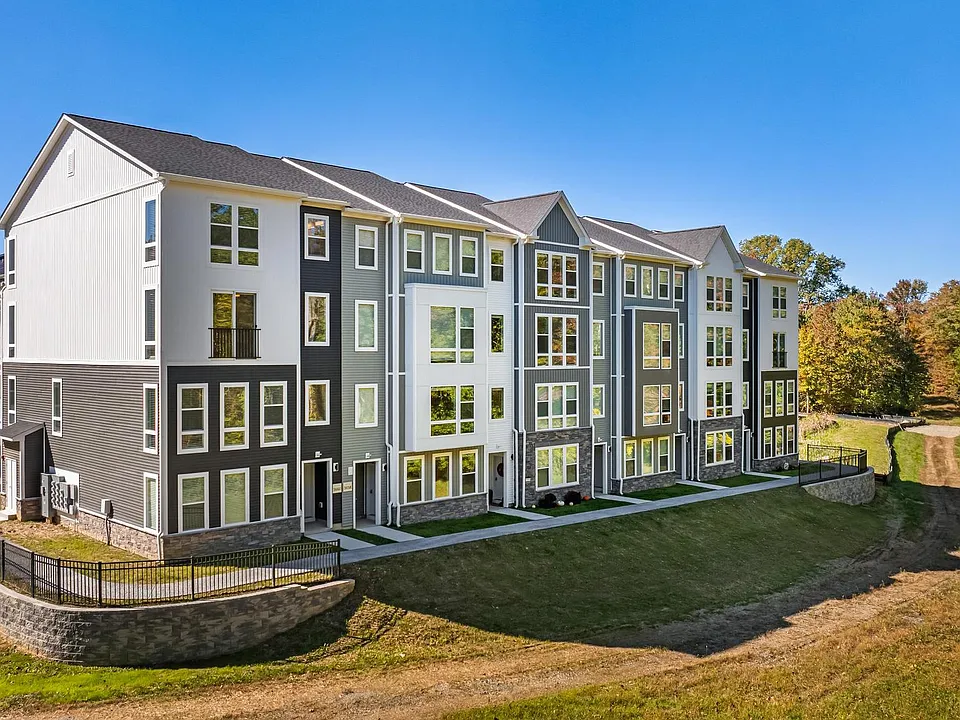 900 Gilbert Rd #3614B