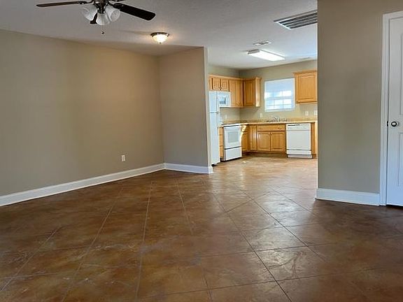 5th image of 260 Crossway Cottages Ln #A