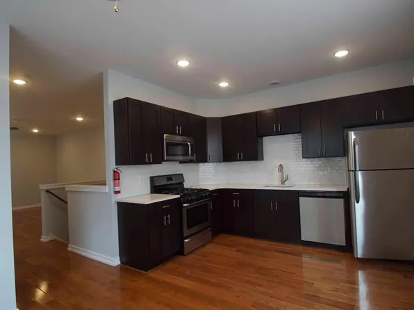 409 N 41st St APT 1R, Philadelphia, PA 19104