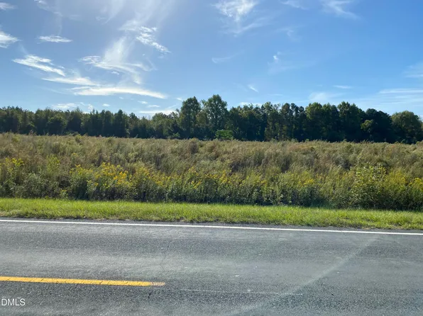 1 Wire Grass Rd, Orrum, NC 28369