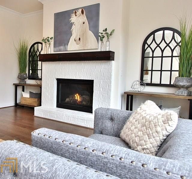 1st image of 314 Lantana Ln #18