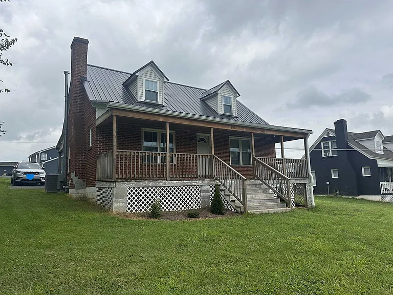 1810 Churchville Ave — Photo 1
