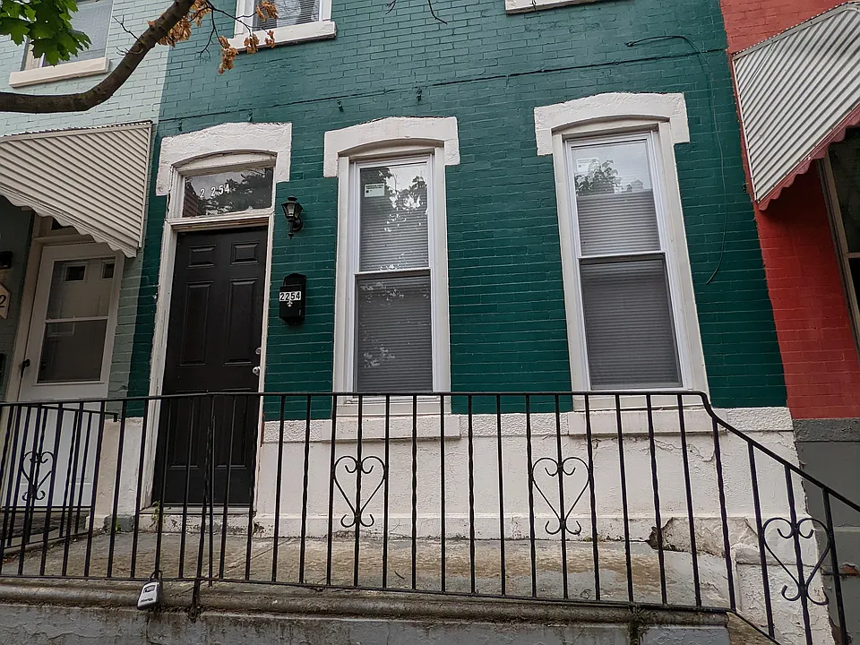 2254 N Gratz St Philadelphia PA