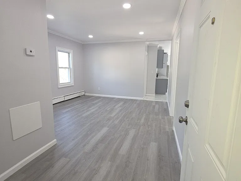 3230 Lexington Ave #13 — Photo 5