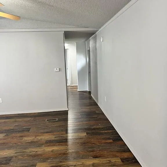 1219 W Choctaw St #25 — Photo 9