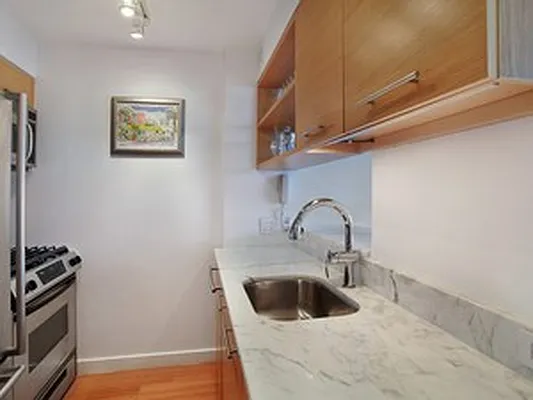Sold by Corcoran | media 8
