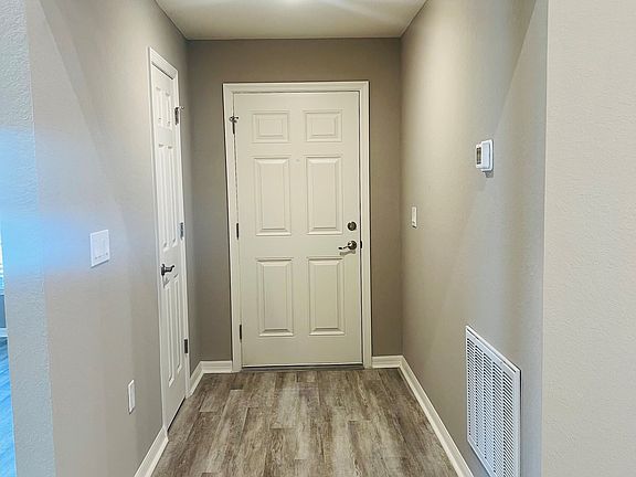 Entry way