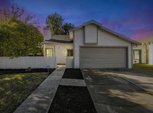 8498 Sunblaze Way, Sacramento, CA