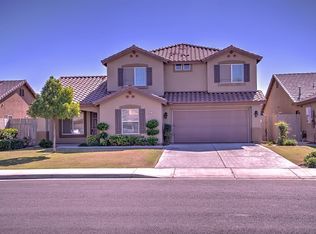 9007 Lincoln Center Ct, Bakersfield, CA 93311