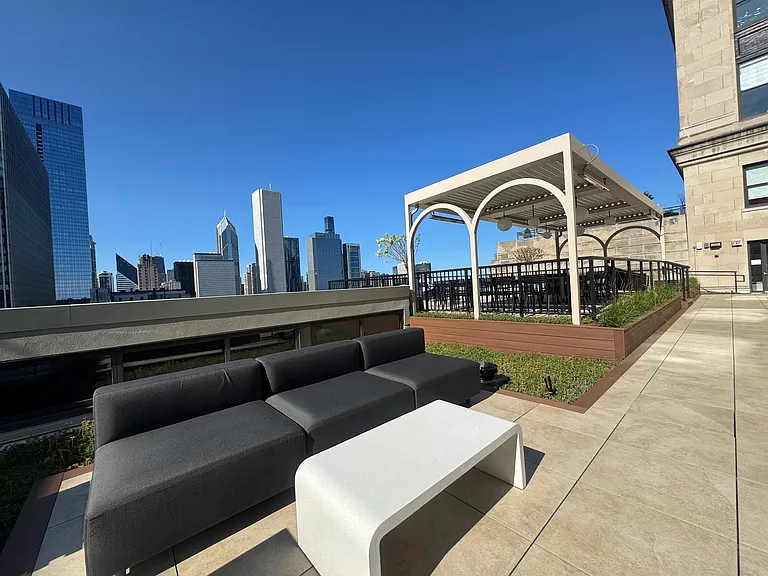 310 S Michigan Ave #1512 — Photo 13