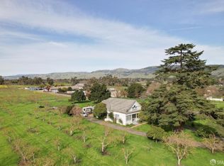 985 Rucker Ave, Gilroy, CA 95020