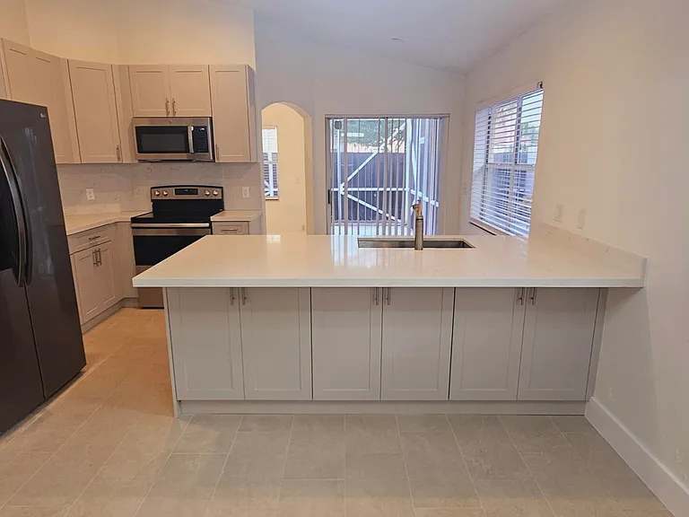 10780 Cypress Lake Ter — Photo 2