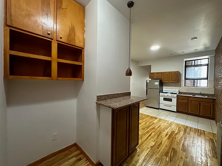 420 Saint Nicholas Ave #1D — Photo 6