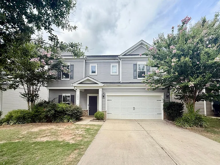 3092 Cedric Ct — Photo 2