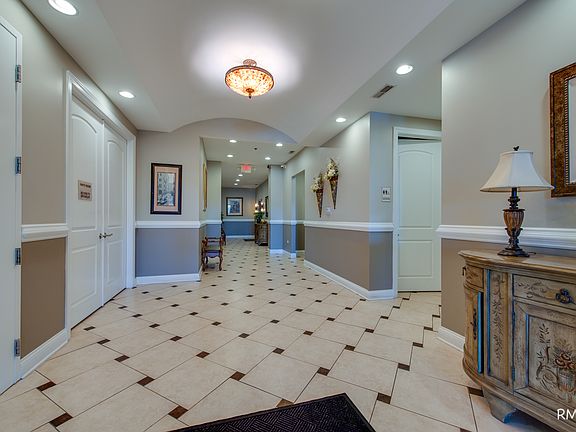 3rd image of 1210 N Foxdale Dr Unit 311