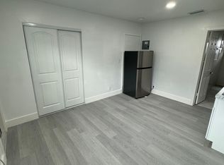 227 NE 18th Ave #1E, Pompano Beach, FL 33060